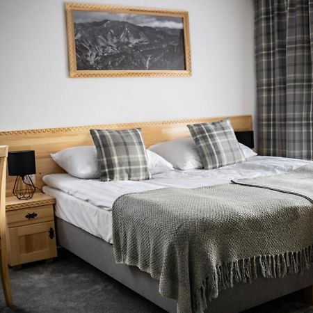 Tatrzanskie Spanie Pokoje Goscinne Poronin Exteriör bild