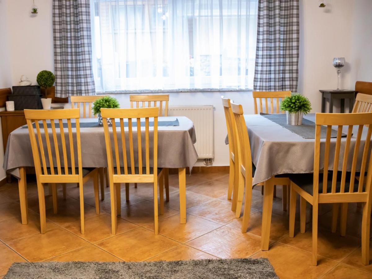 Tatrzanskie Spanie Pokoje Goscinne Poronin Exteriör bild